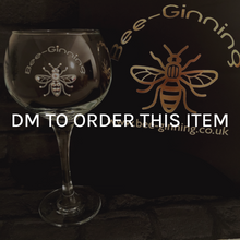 Load image into Gallery viewer, Swarovski Crystal Embellished Gin Glass